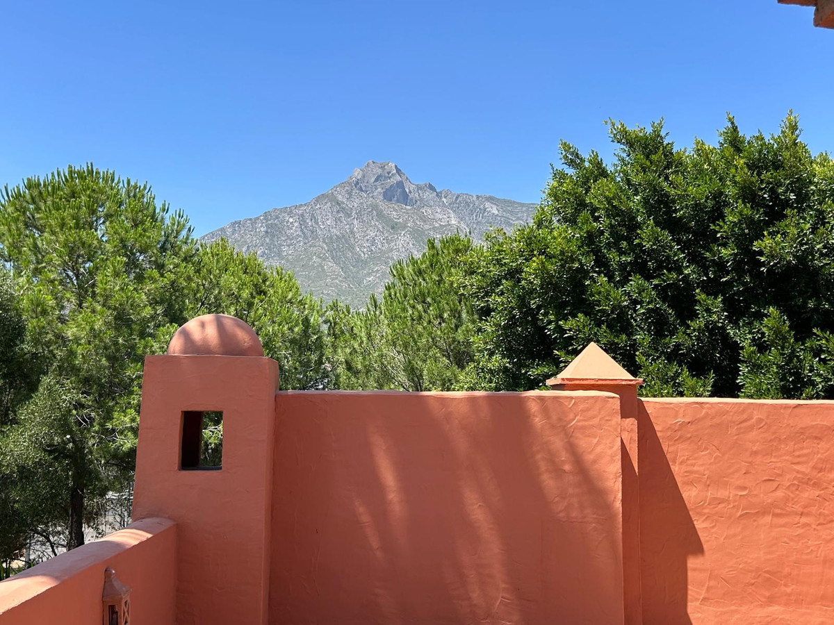 4 Bed Townhouse for sale in The Golden Mile Costa Del Sol, Málaga, Spain