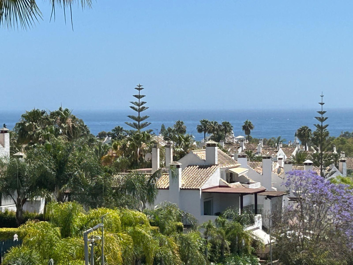 4 Bed Townhouse for sale in The Golden Mile Costa Del Sol, Málaga, Spain