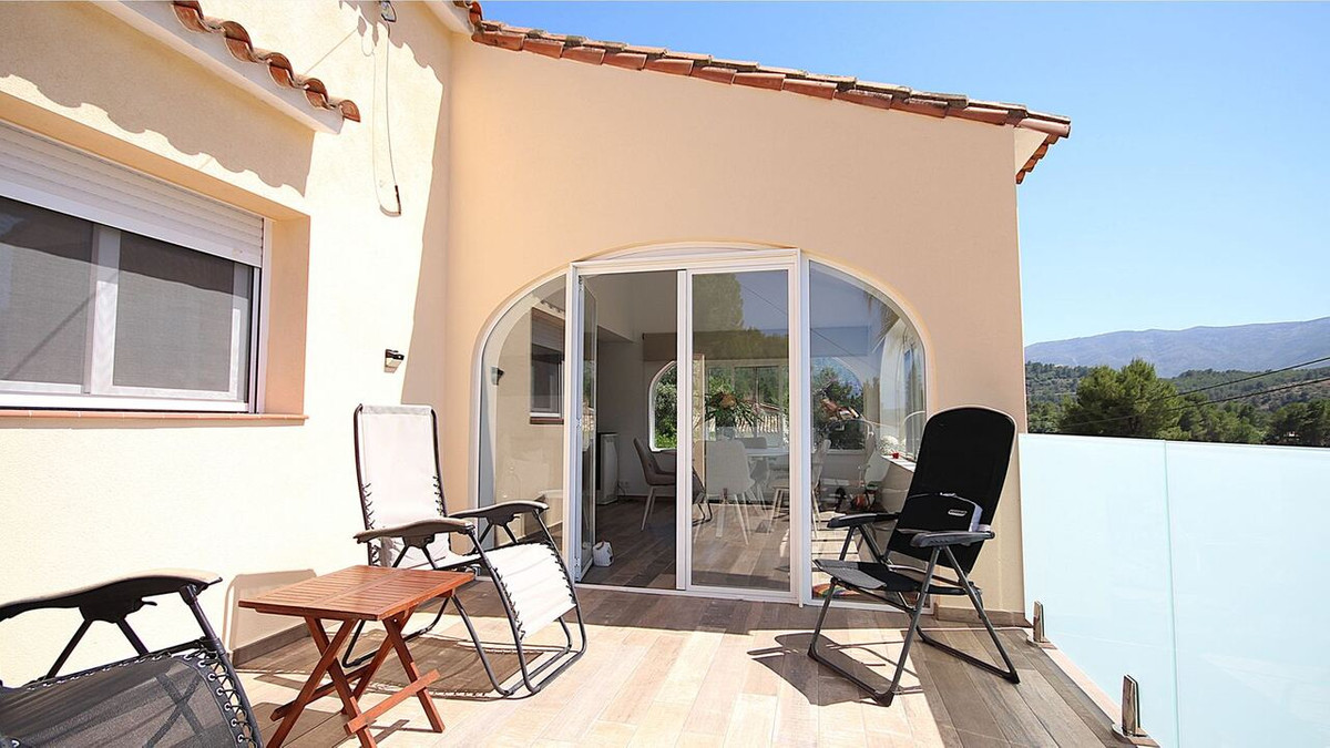 Se vende Villa - Chalet de 4 dormitorios en Costa Blanca, Alicante, España