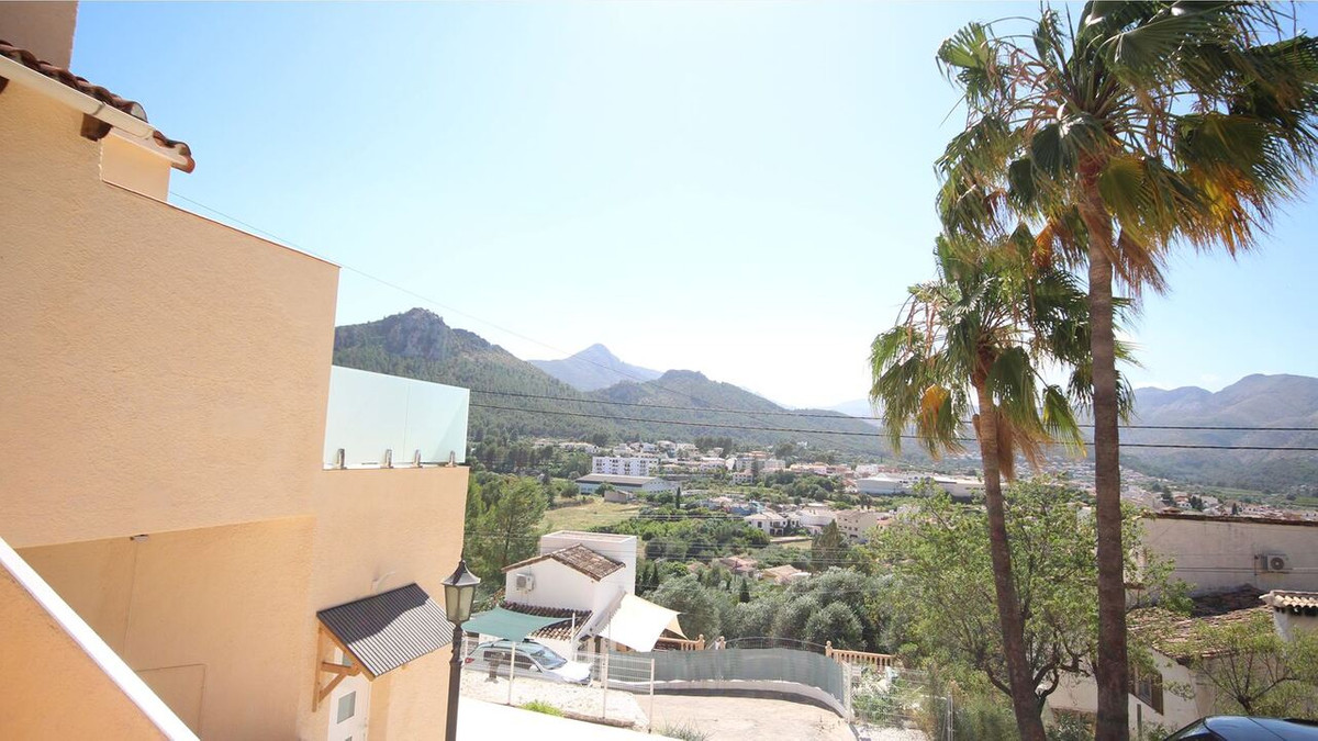Se vende Villa - Chalet de 4 dormitorios en Costa Blanca, Alicante, España