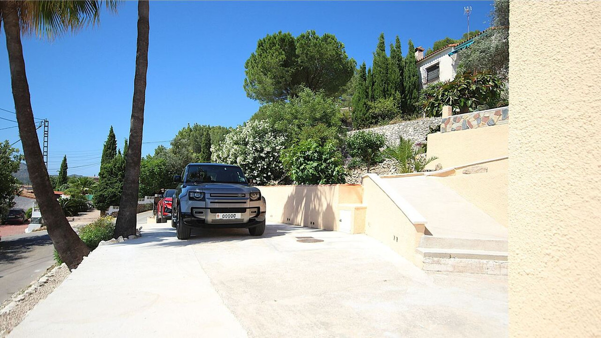 Se vende Villa - Chalet de 4 dormitorios en Costa Blanca, Alicante, España
