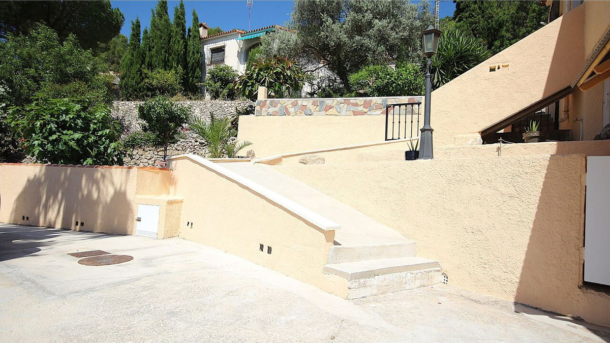Se vende Villa - Chalet de 4 dormitorios en Costa Blanca, Alicante, España