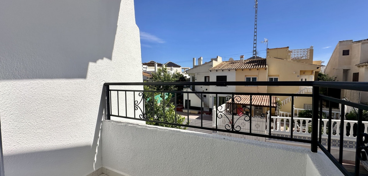 Se vende Adosada de 3 dormitorios en Costa Blanca, Alicante, España