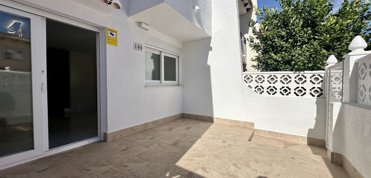 Se vende Adosada de 3 dormitorios en Costa Blanca, Alicante, España