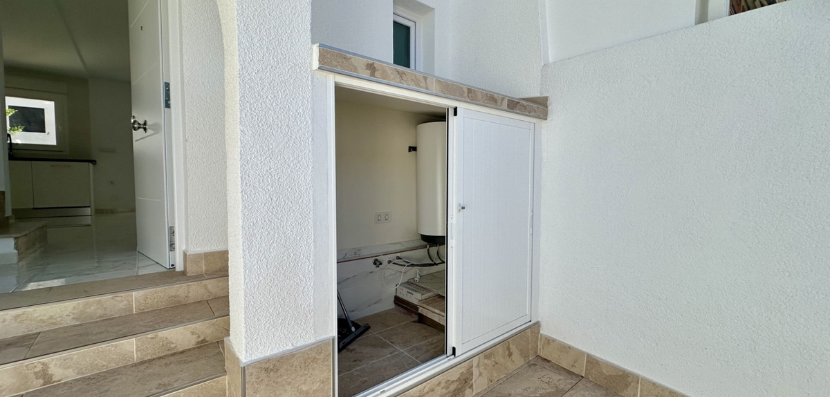 Se vende Adosada de 3 dormitorios en Costa Blanca, Alicante, España
