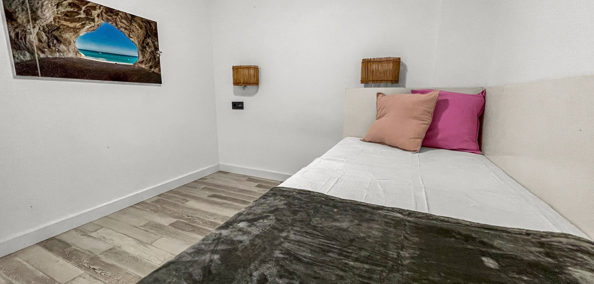 Se vende Apartamento Planta Baja de 2 dormitorios en Costa Blanca, Alicante, España
