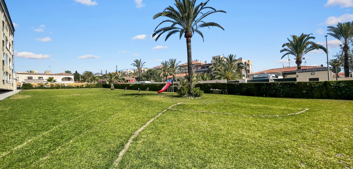 Se vende Apartamento Planta Baja de 2 dormitorios en Costa Blanca, Alicante, España