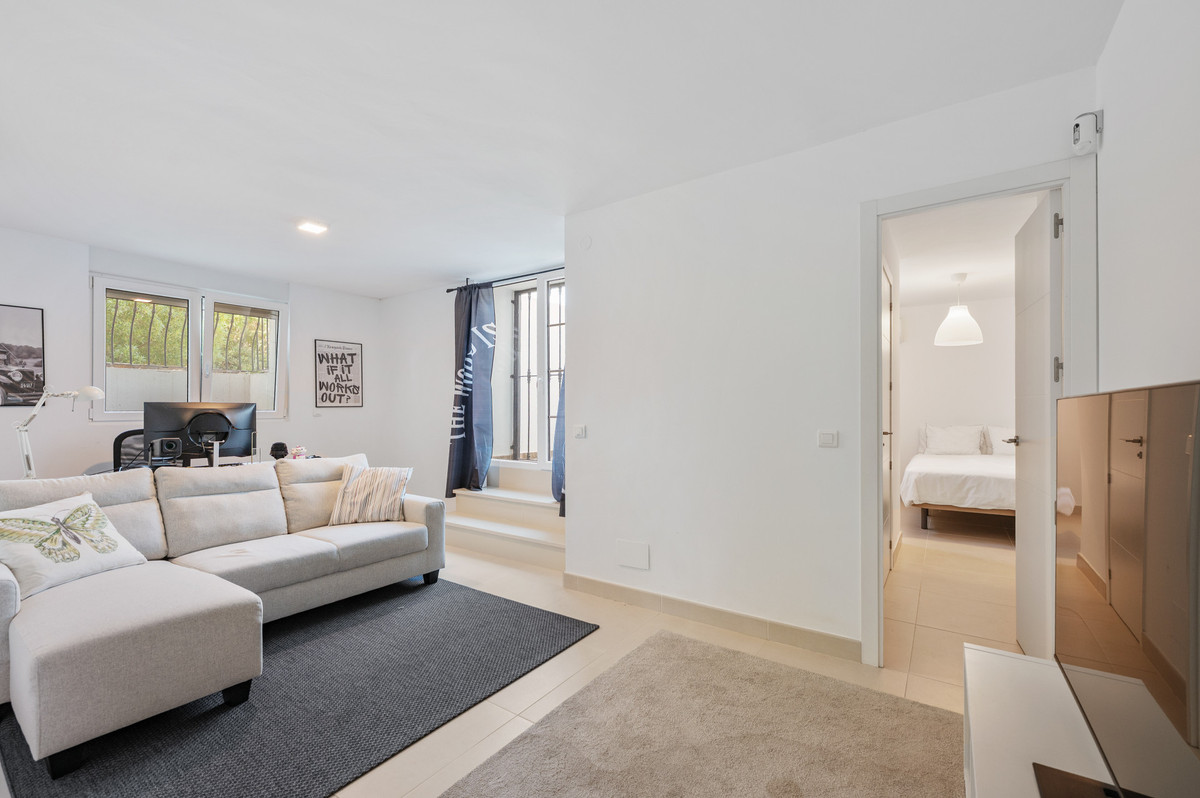 4 Bed Townhouse for sale in Marbella Costa Del Sol, Málaga, Spain