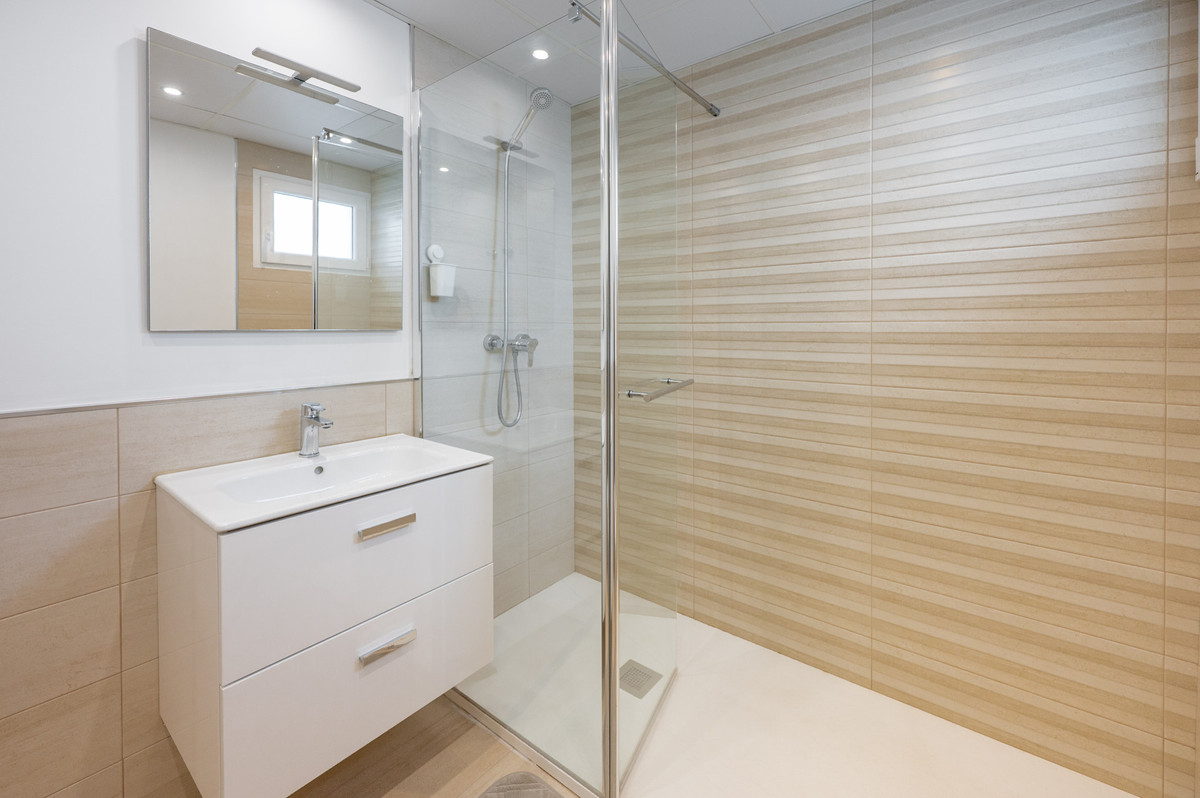 4 Bed Townhouse for sale in Marbella Costa Del Sol, Málaga, Spain
