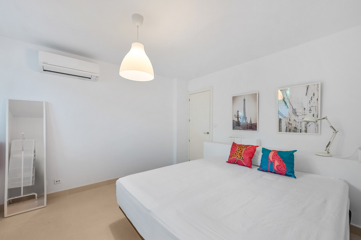 4 Bed Townhouse for sale in Marbella Costa Del Sol, Málaga, Spain