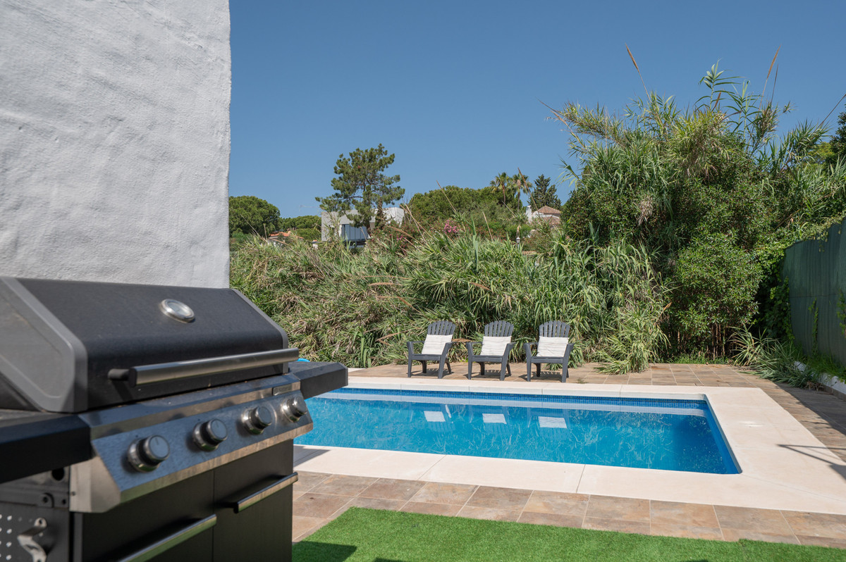 4 Bed Townhouse for sale in Marbella Costa Del Sol, Málaga, Spain