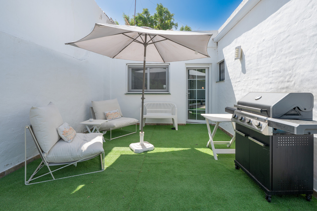 4 Bed Townhouse for sale in Marbella Costa Del Sol, Málaga, Spain