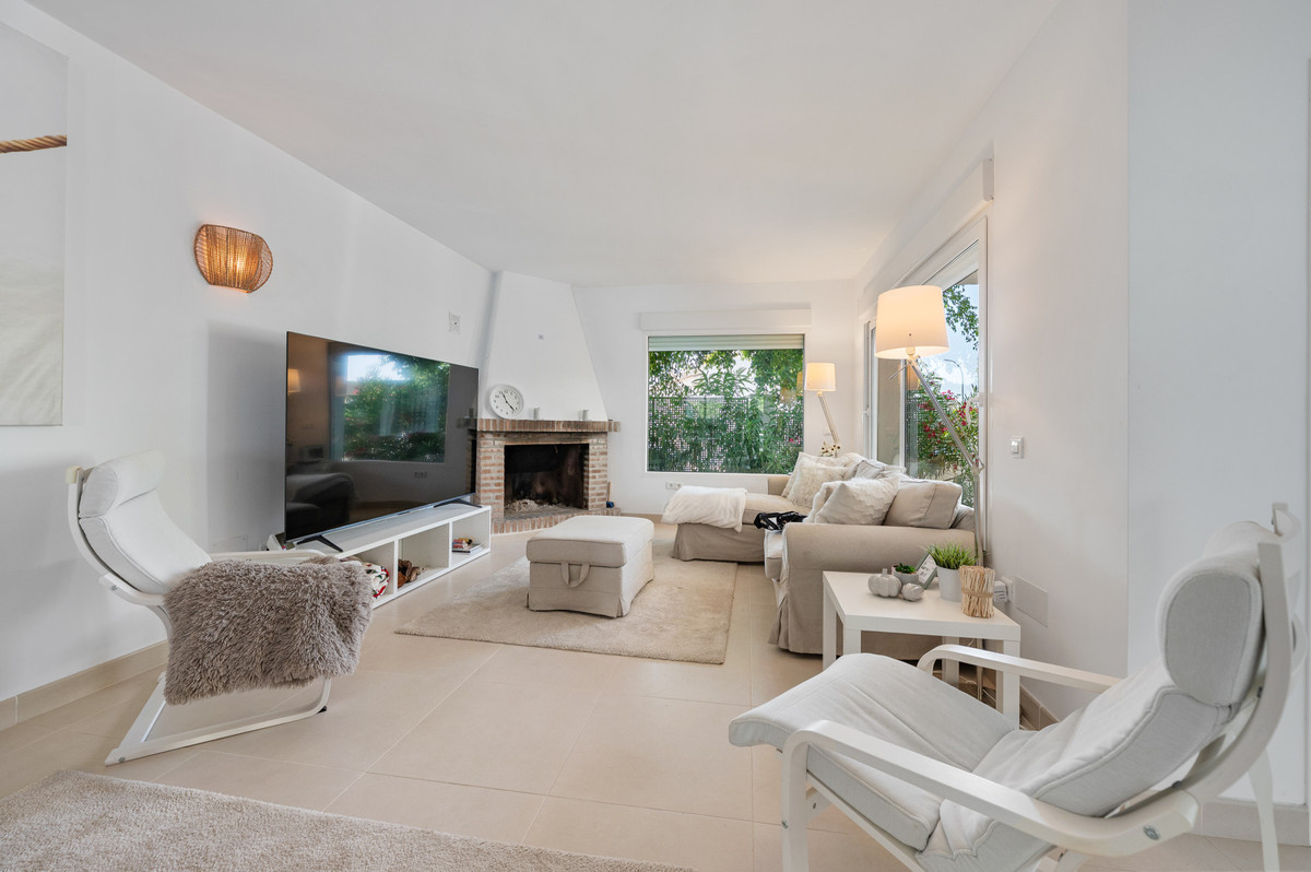 4 Bed Townhouse for sale in Marbella Costa Del Sol, Málaga, Spain