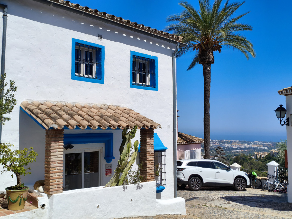 3 Bed Townhouse for sale in El Madroñal Costa Del Sol, Málaga, Spain
