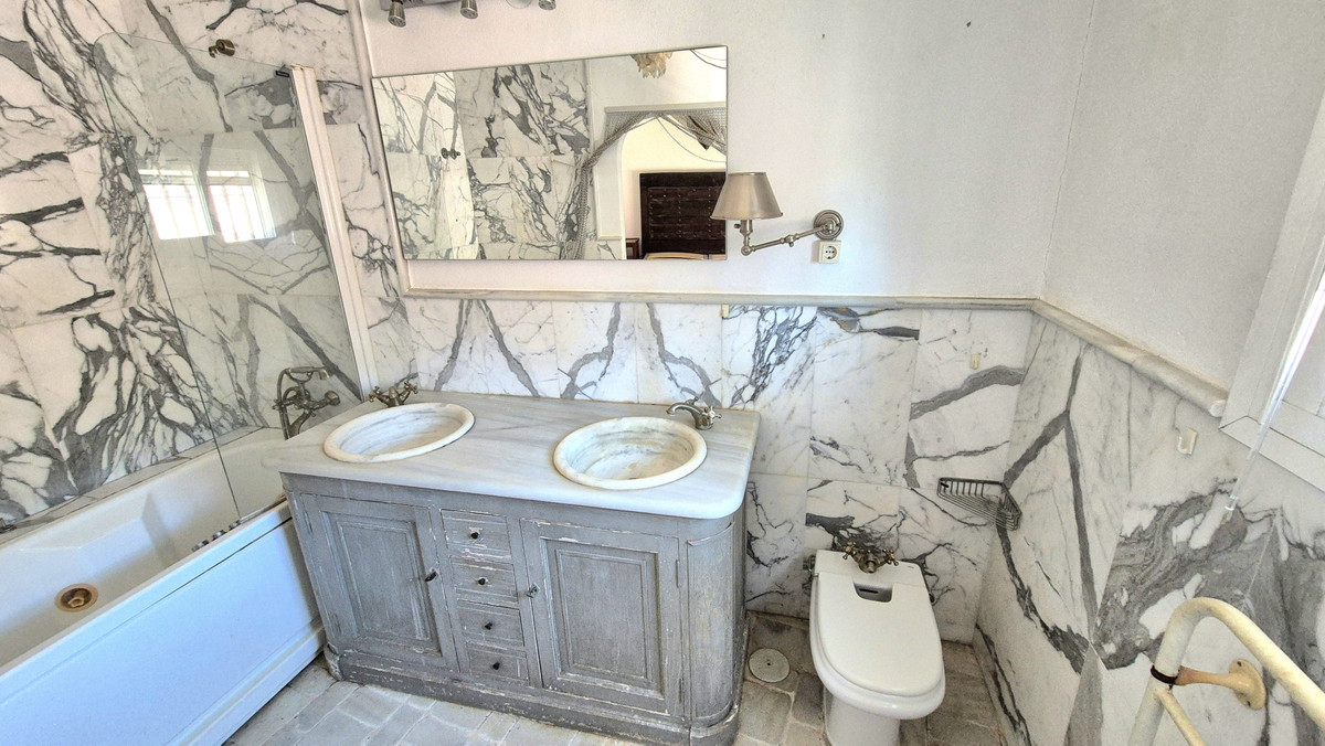 3 Bed Townhouse for sale in El Madroñal Costa Del Sol, Málaga, Spain