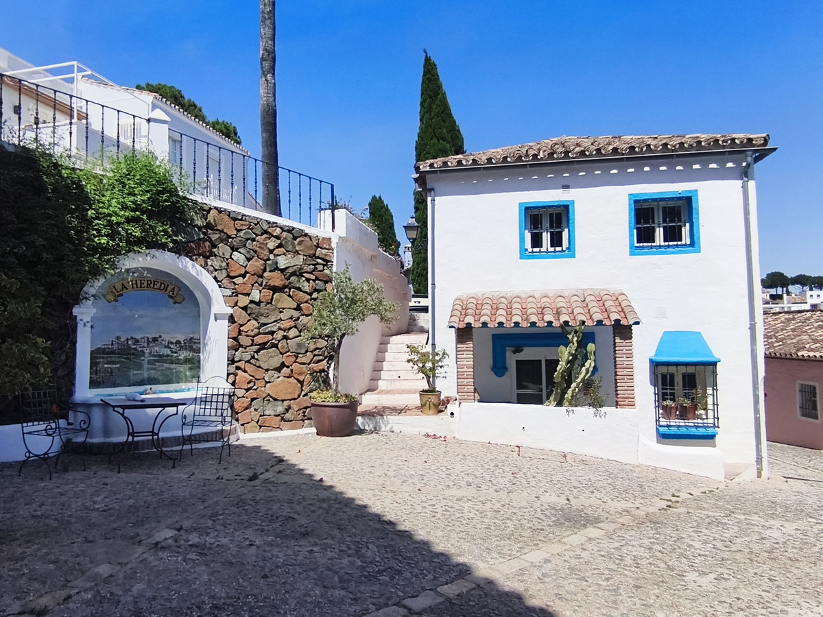 3 Bed Townhouse for sale in El Madroñal Costa Del Sol, Málaga, Spain