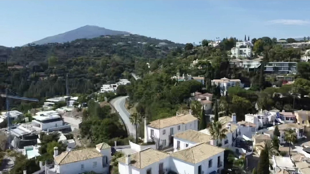 3 Bed Townhouse for sale in El Madroñal Costa Del Sol, Málaga, Spain
