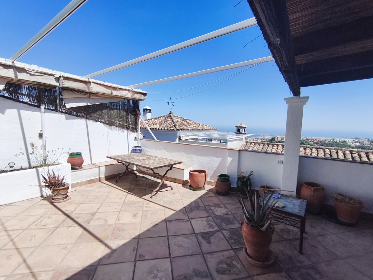 3 Bed Townhouse for sale in El Madroñal Costa Del Sol, Málaga, Spain