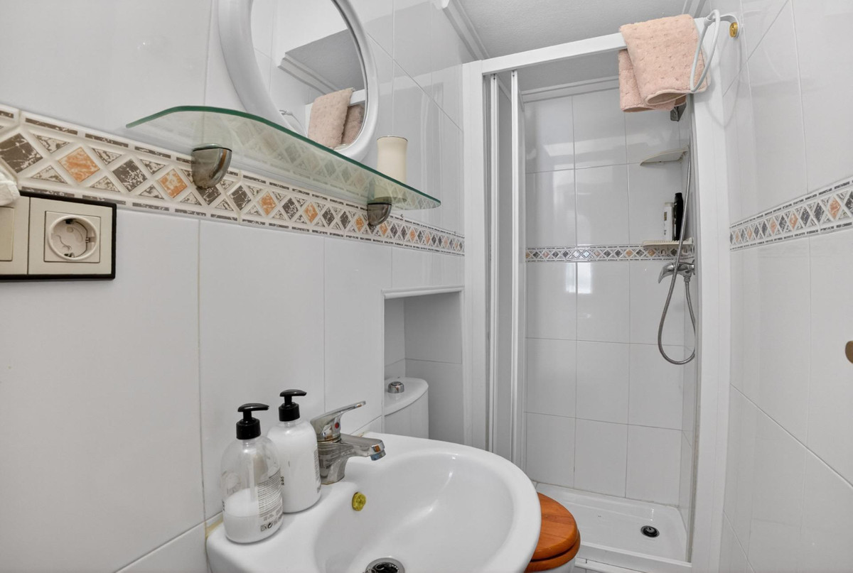 3 Bed Apartment for sale in La Siesta Costa Blanca, Alicante, Spain