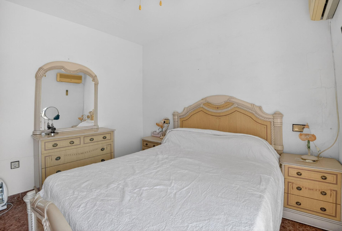 3 Bed Apartment for sale in La Siesta Costa Blanca, Alicante, Spain