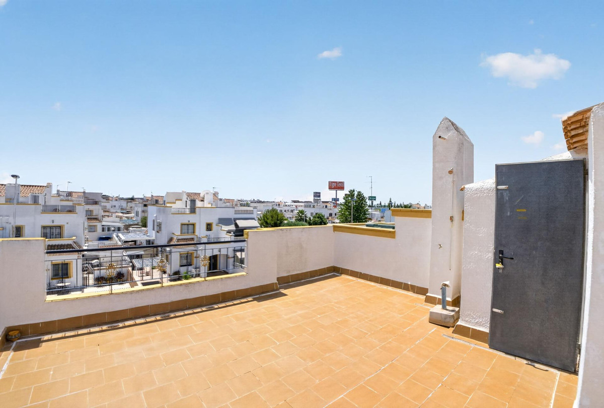 3 Bed Apartment for sale in La Siesta Costa Blanca, Alicante, Spain