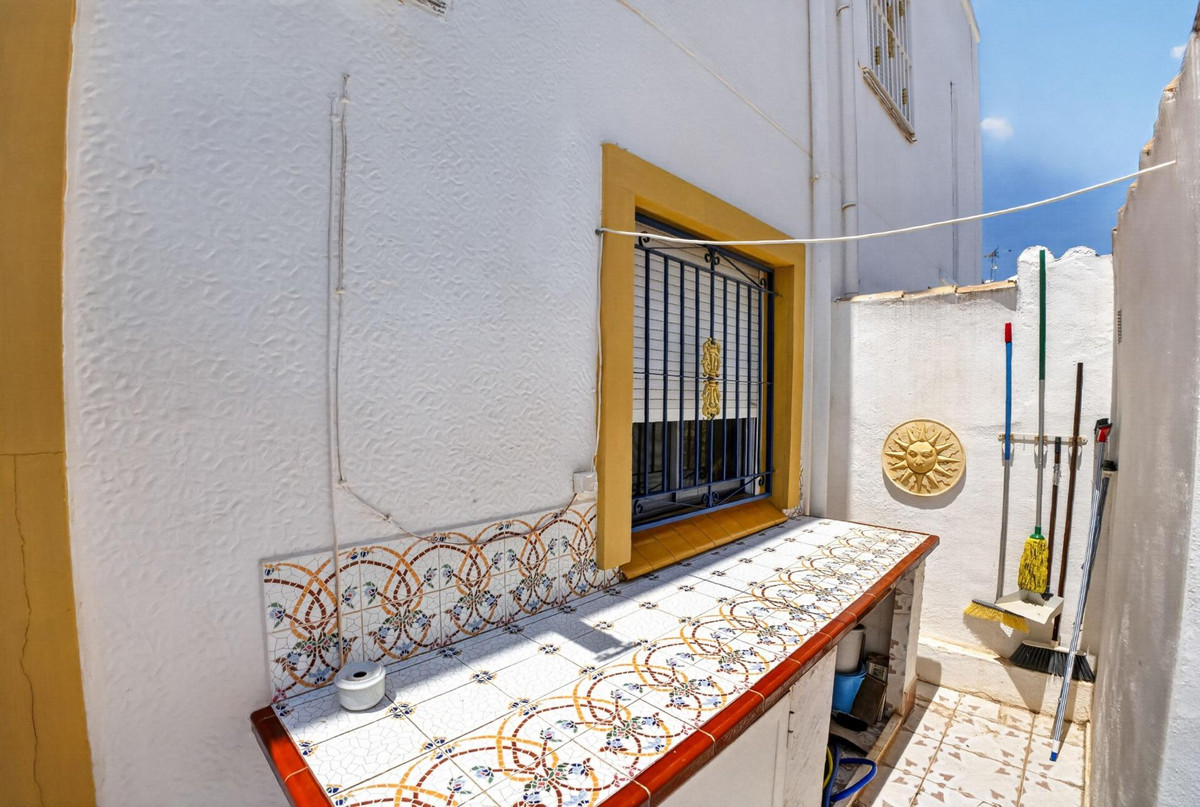 3 Bed Apartment for sale in La Siesta Costa Blanca, Alicante, Spain
