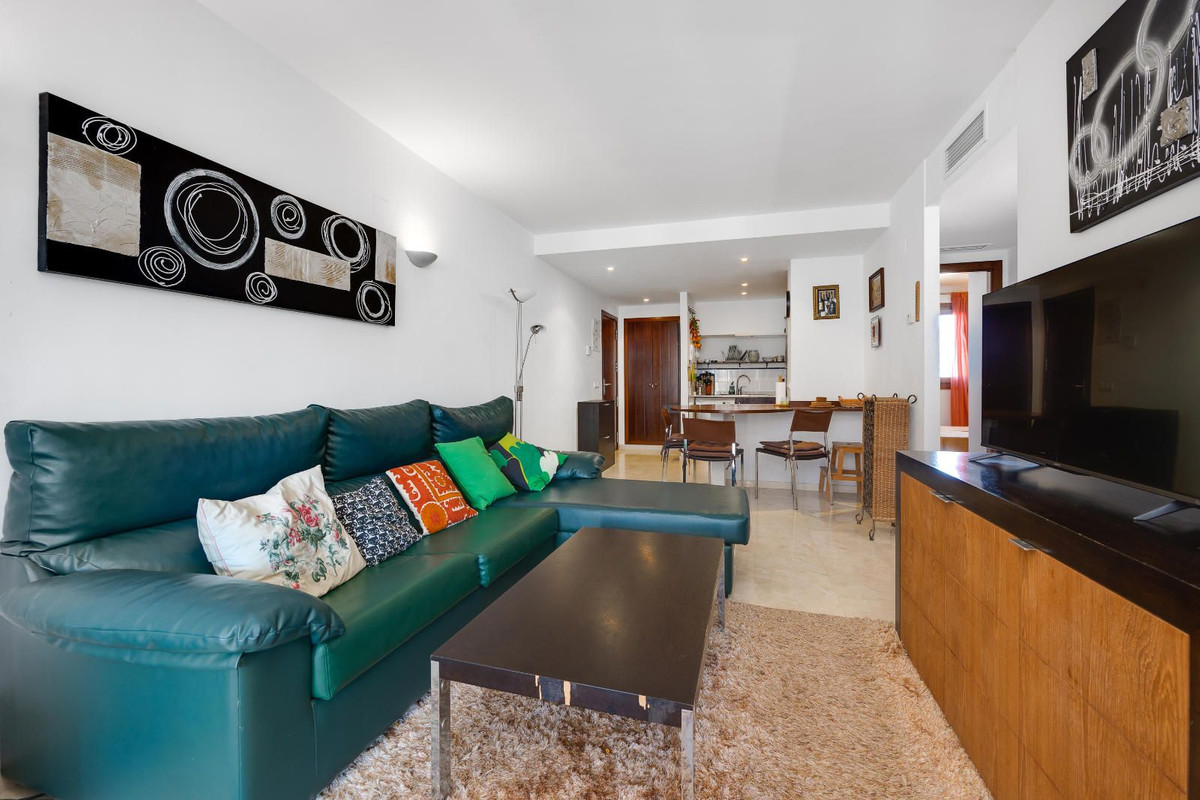 Se vende Apartamento Planta Media de 2 dormitorios en Costa Blanca, Alicante, España