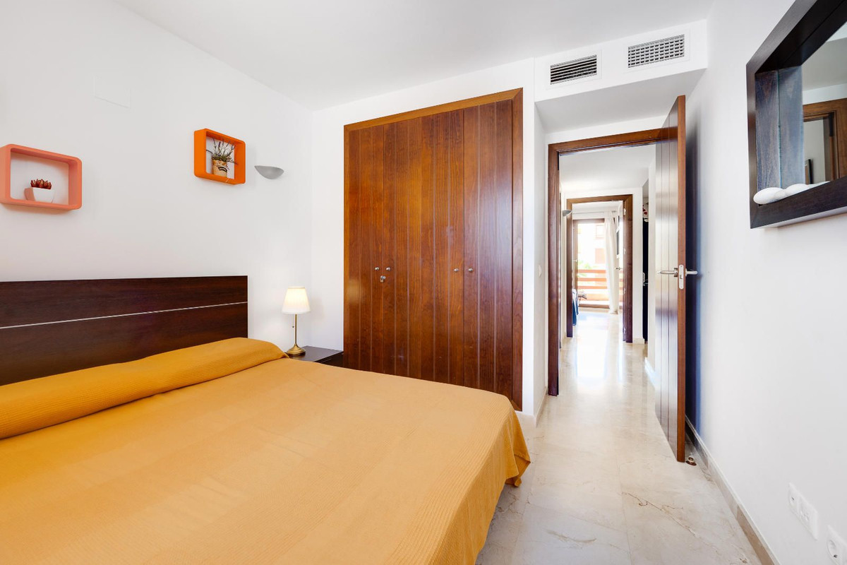 Se vende Apartamento Planta Media de 2 dormitorios en Costa Blanca, Alicante, España