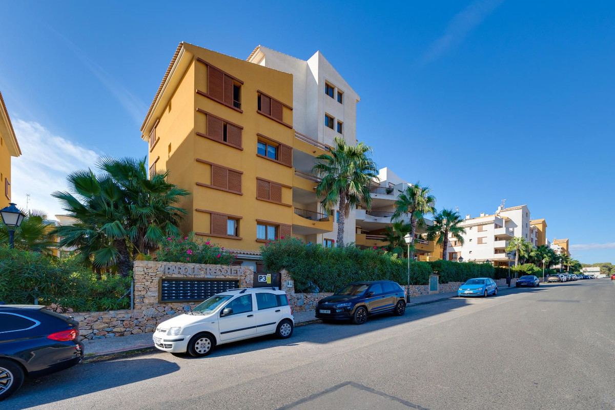 Se vende Apartamento Planta Media de 2 dormitorios en Costa Blanca, Alicante, España