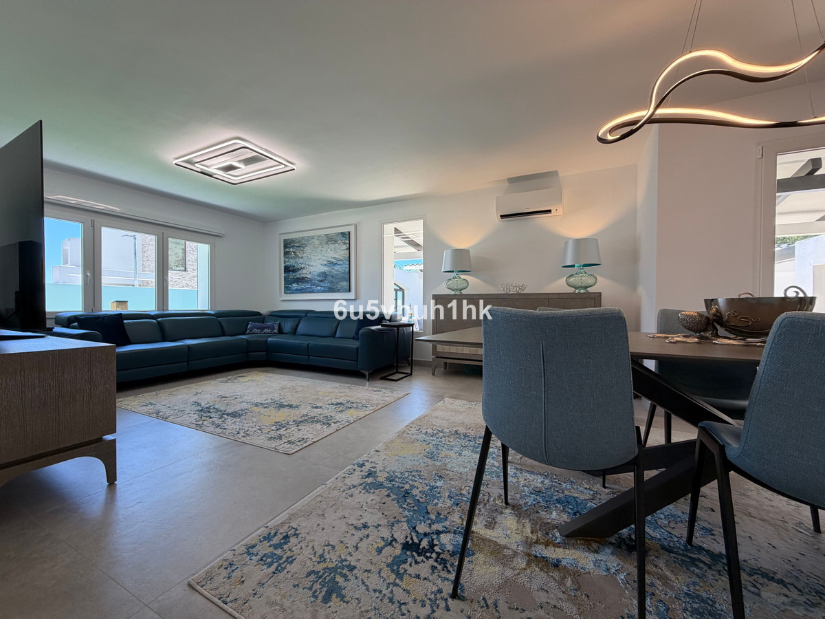 4 Bed Townhouse for sale in Benalmadena Costa Costa Del Sol, Málaga, Spain