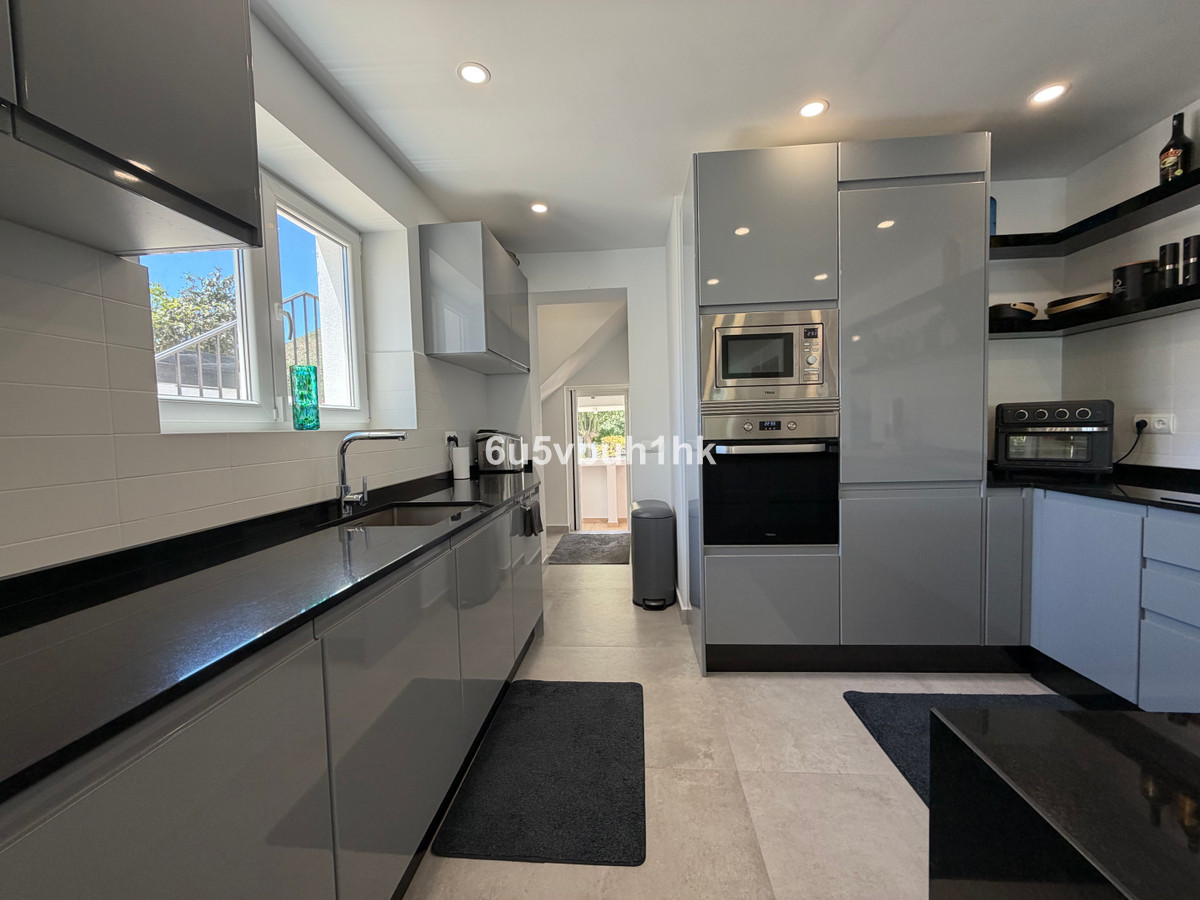 4 Bed Townhouse for sale in Benalmadena Costa Costa Del Sol, Málaga, Spain
