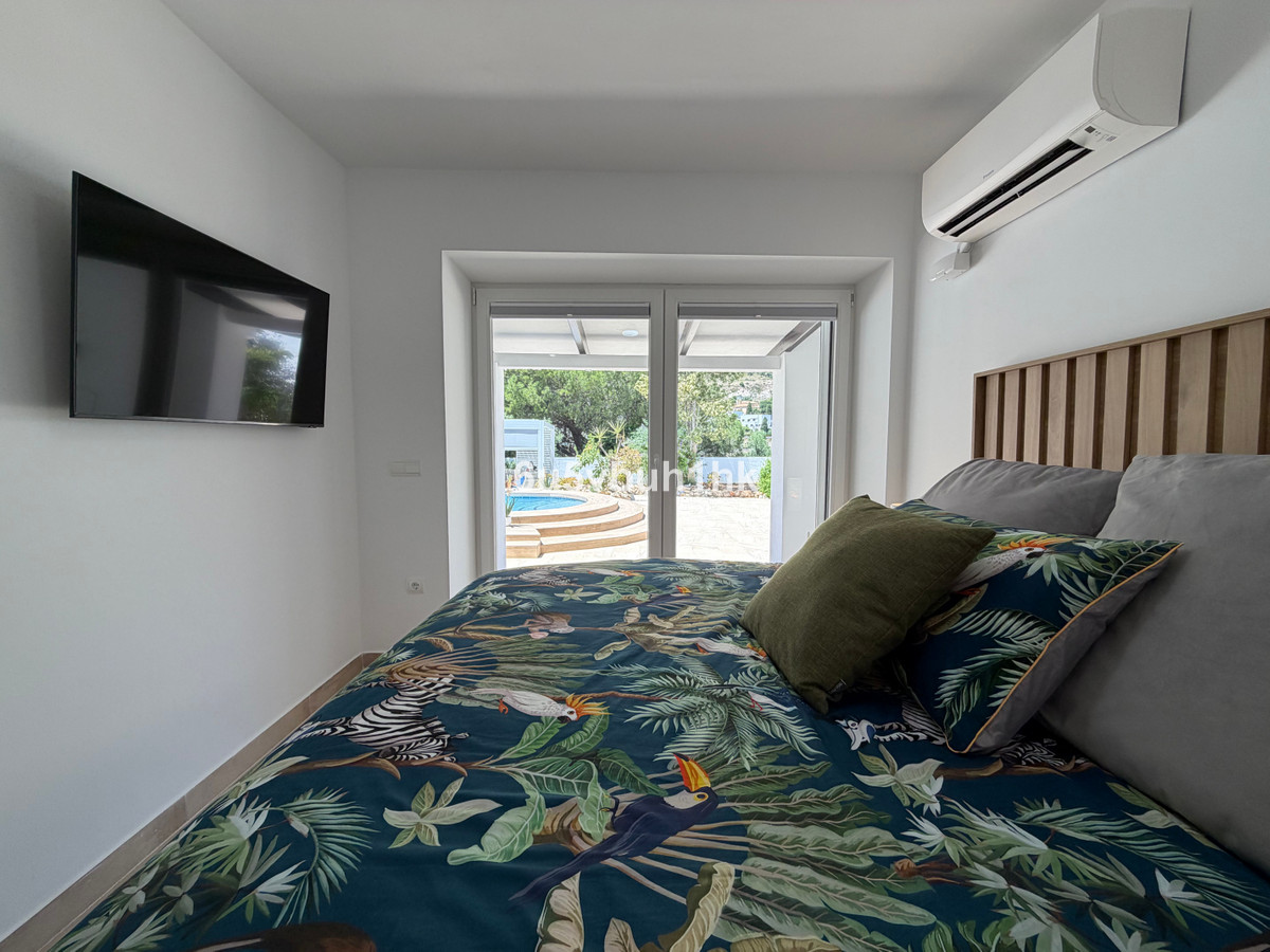 4 Bed Townhouse for sale in Benalmadena Costa Costa Del Sol, Málaga, Spain