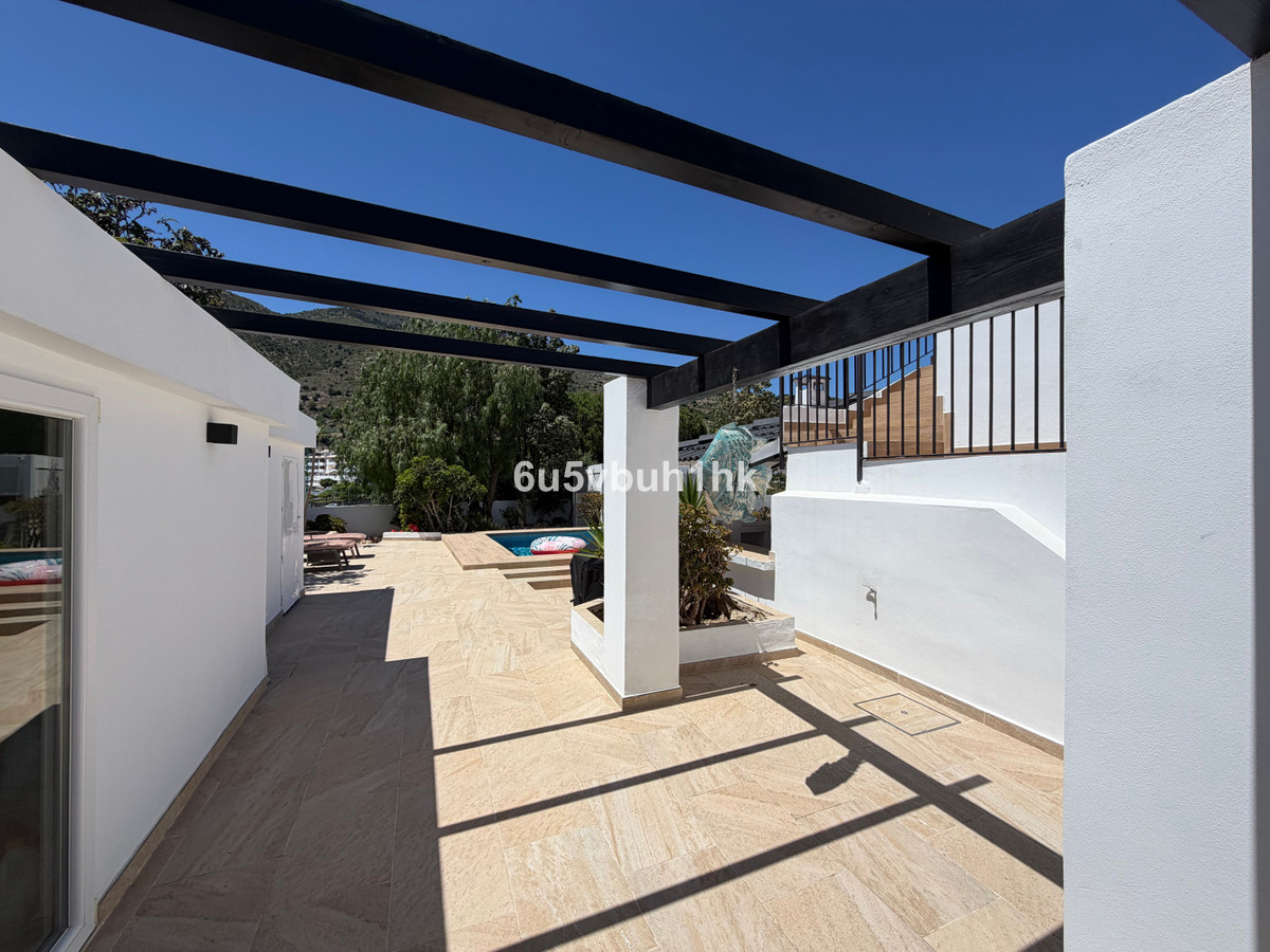 4 Bed Townhouse for sale in Benalmadena Costa Costa Del Sol, Málaga, Spain