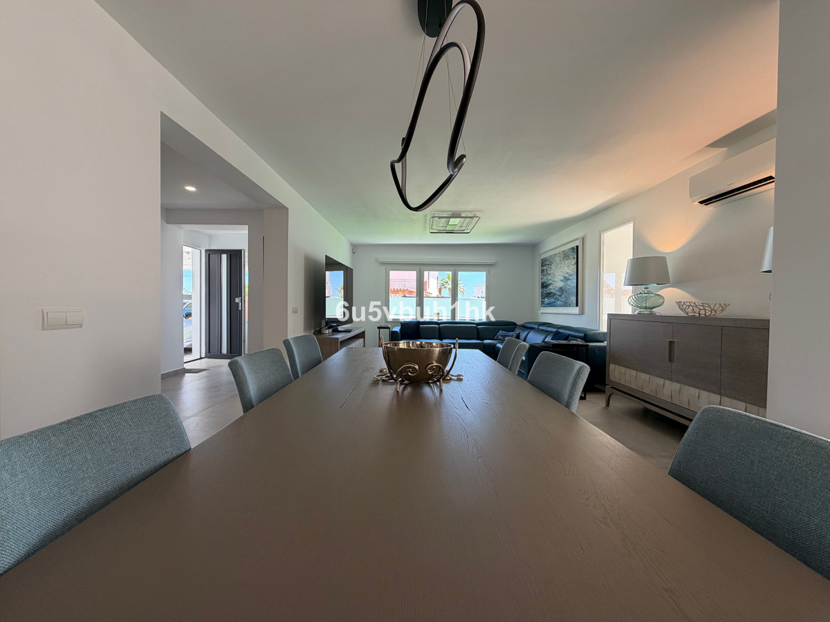 4 Bed Townhouse for sale in Benalmadena Costa Costa Del Sol, Málaga, Spain