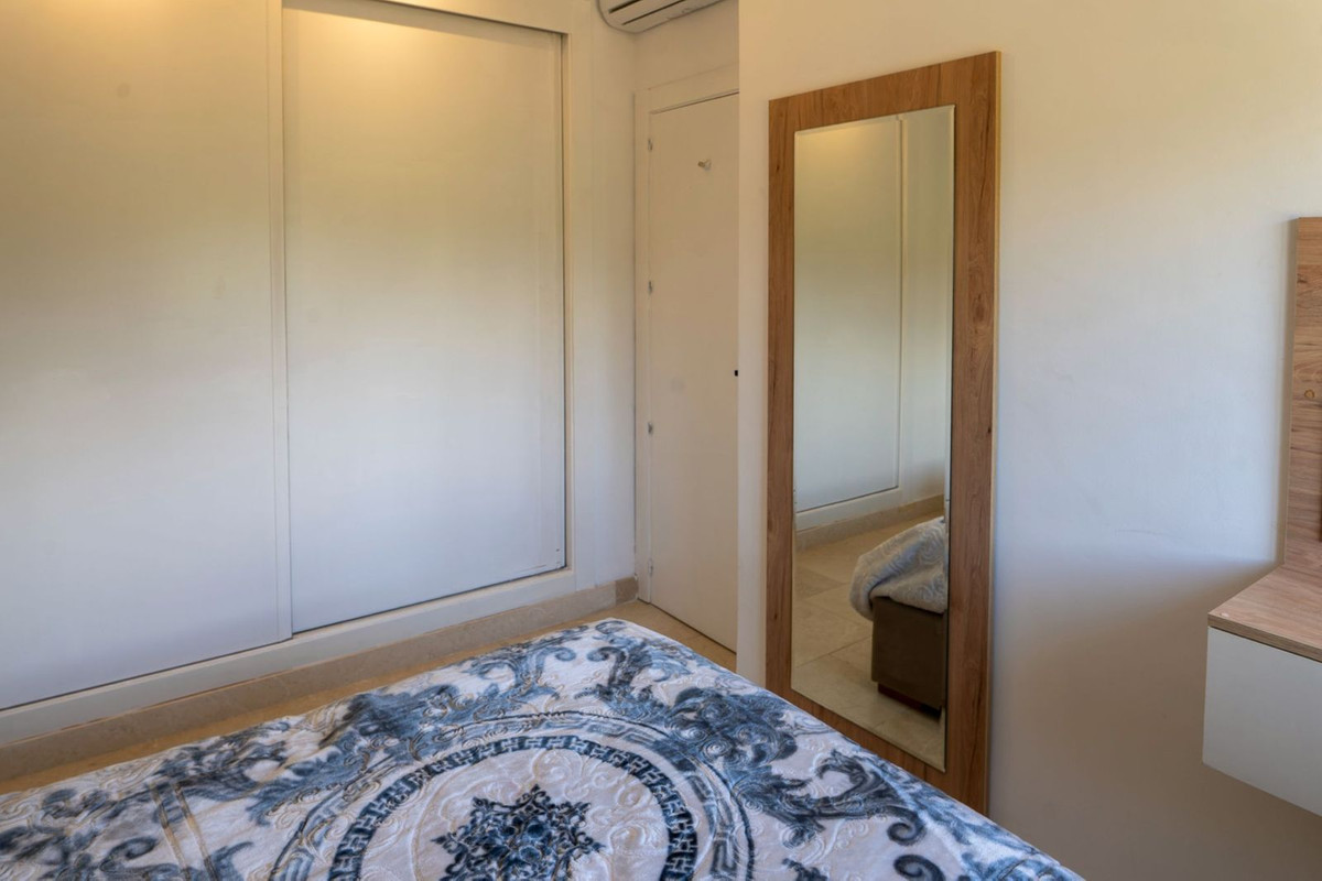 3 Bed Apartment for sale in Estepona Costa Del Sol, Málaga, Spain