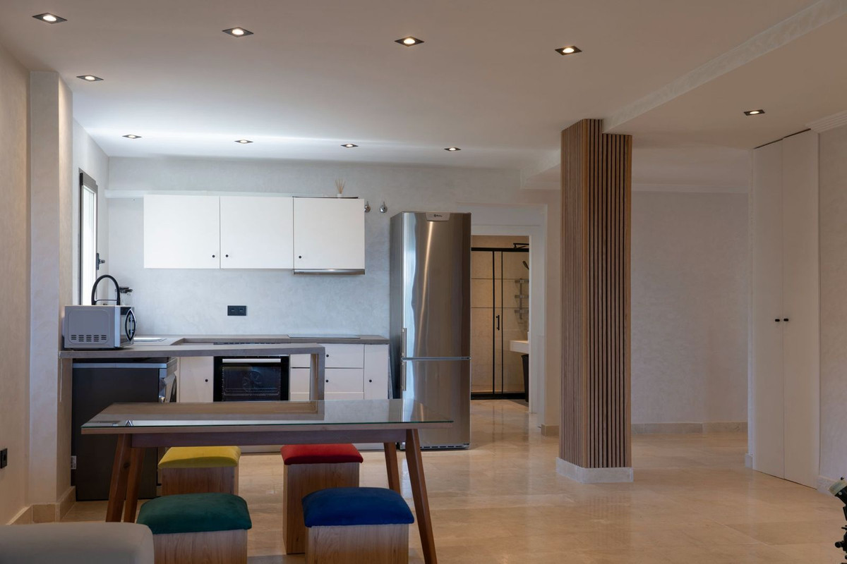 3 Bed Apartment for sale in Estepona Costa Del Sol, Málaga, Spain