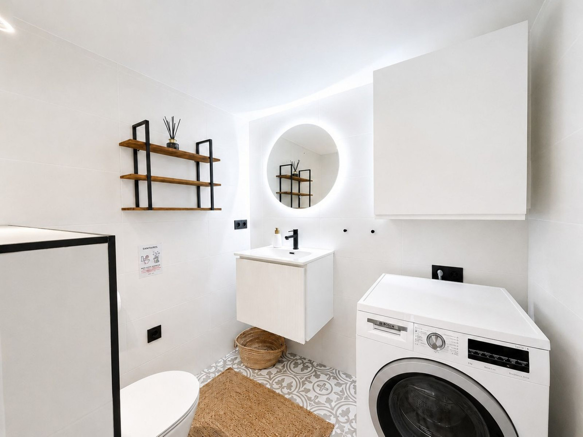 2 Bed Townhouse for sale in Estepona Costa Del Sol, Málaga, Spain