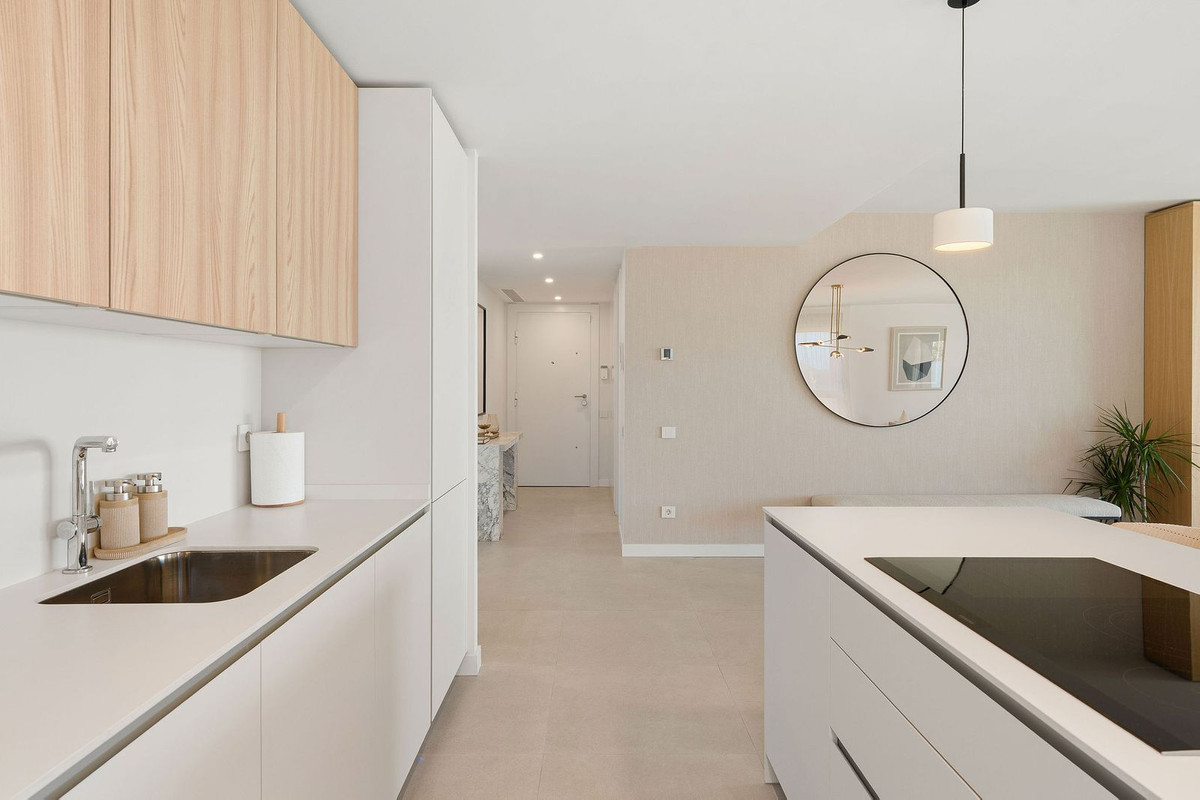 3 Bed Apartment for sale in Selwo Costa Del Sol, Málaga, Spain