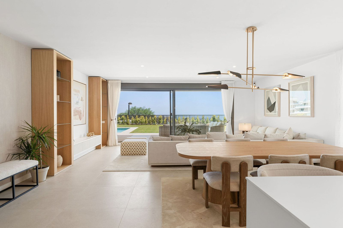 3 Bed Apartment for sale in Selwo Costa Del Sol, Málaga, Spain