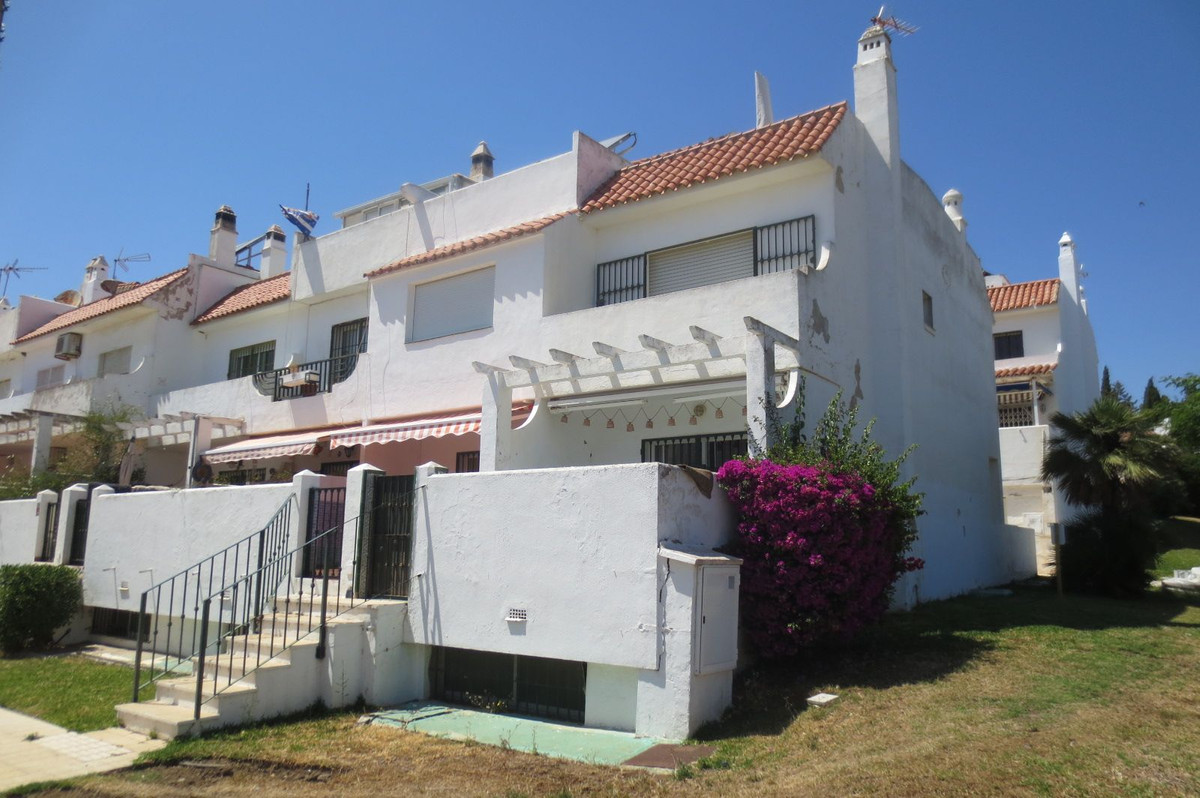 3 Bed Townhouse for sale in Mijas Costa Costa Del Sol, Málaga, Spain