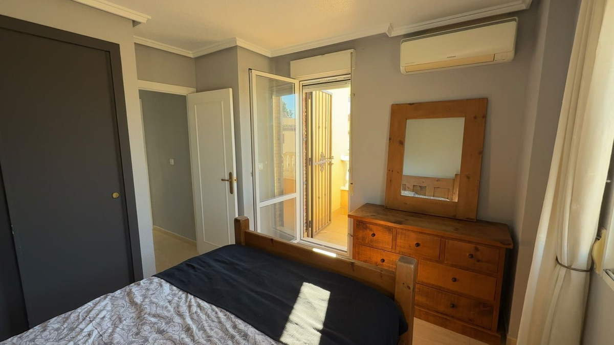 Se vende Pareada de 3 dormitorios en Costa Blanca, Alicante, España