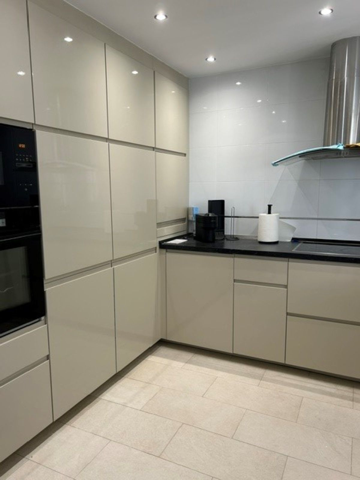 3 Bed Townhouse for sale in Nagüeles Costa Del Sol, Málaga, Spain