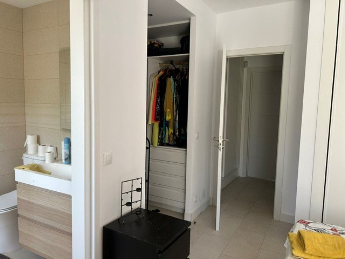 3 Bed Townhouse for sale in Nagüeles Costa Del Sol, Málaga, Spain