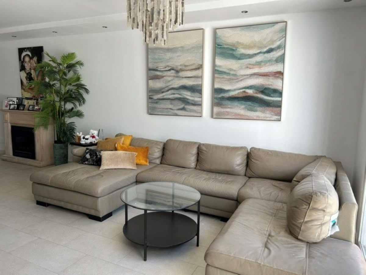 3 Bed Townhouse for sale in Nagüeles Costa Del Sol, Málaga, Spain