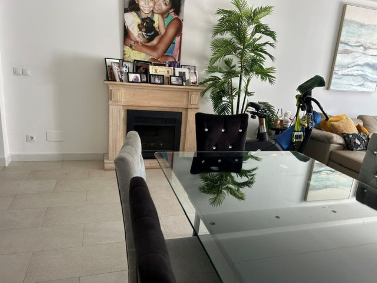 3 Bed Townhouse for sale in Nagüeles Costa Del Sol, Málaga, Spain