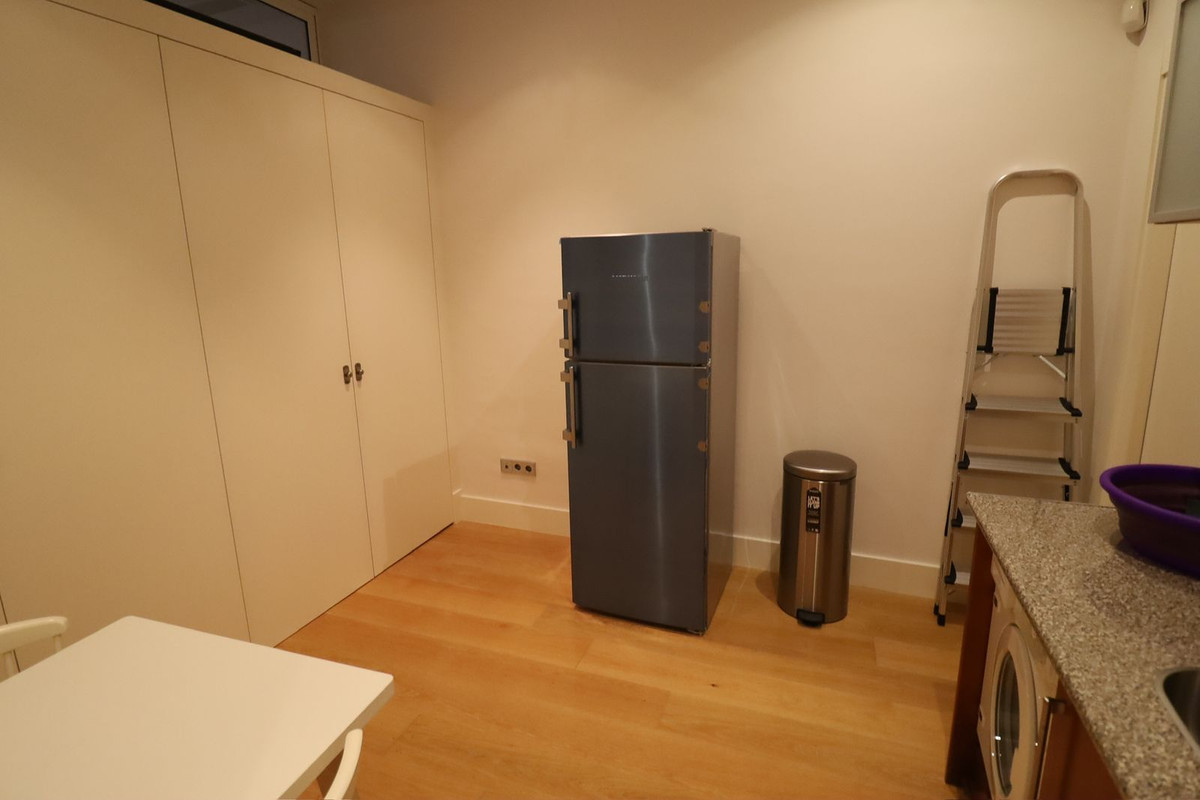 4 Bed Apartment for sale in San Pedro De Alcántara Costa Del Sol, Málaga, Spain