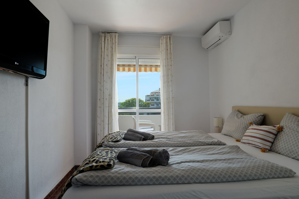 Se vende Apartamento Planta Baja de 2 dormitorios en Costa Del Sol, Málaga, España