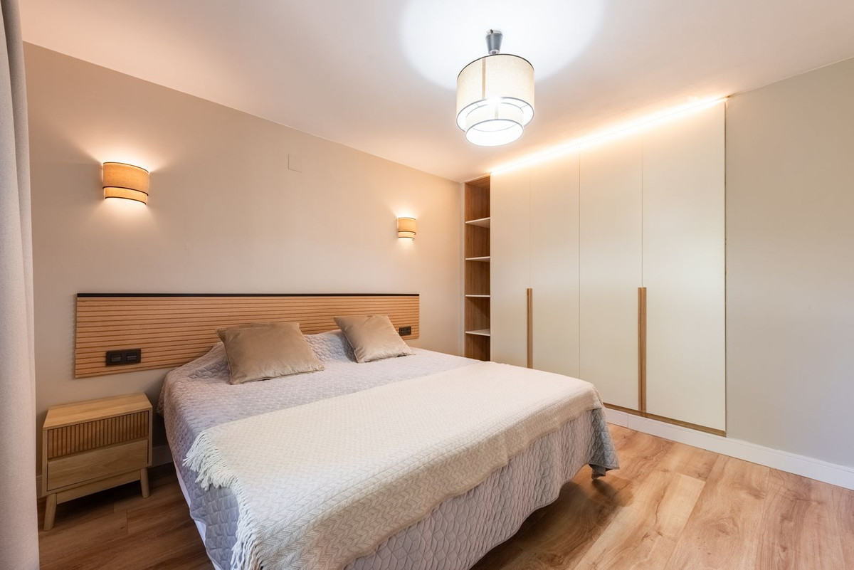 Se vende Apartamento Planta Baja de 3 dormitorios en Costa Del Sol, Málaga, España