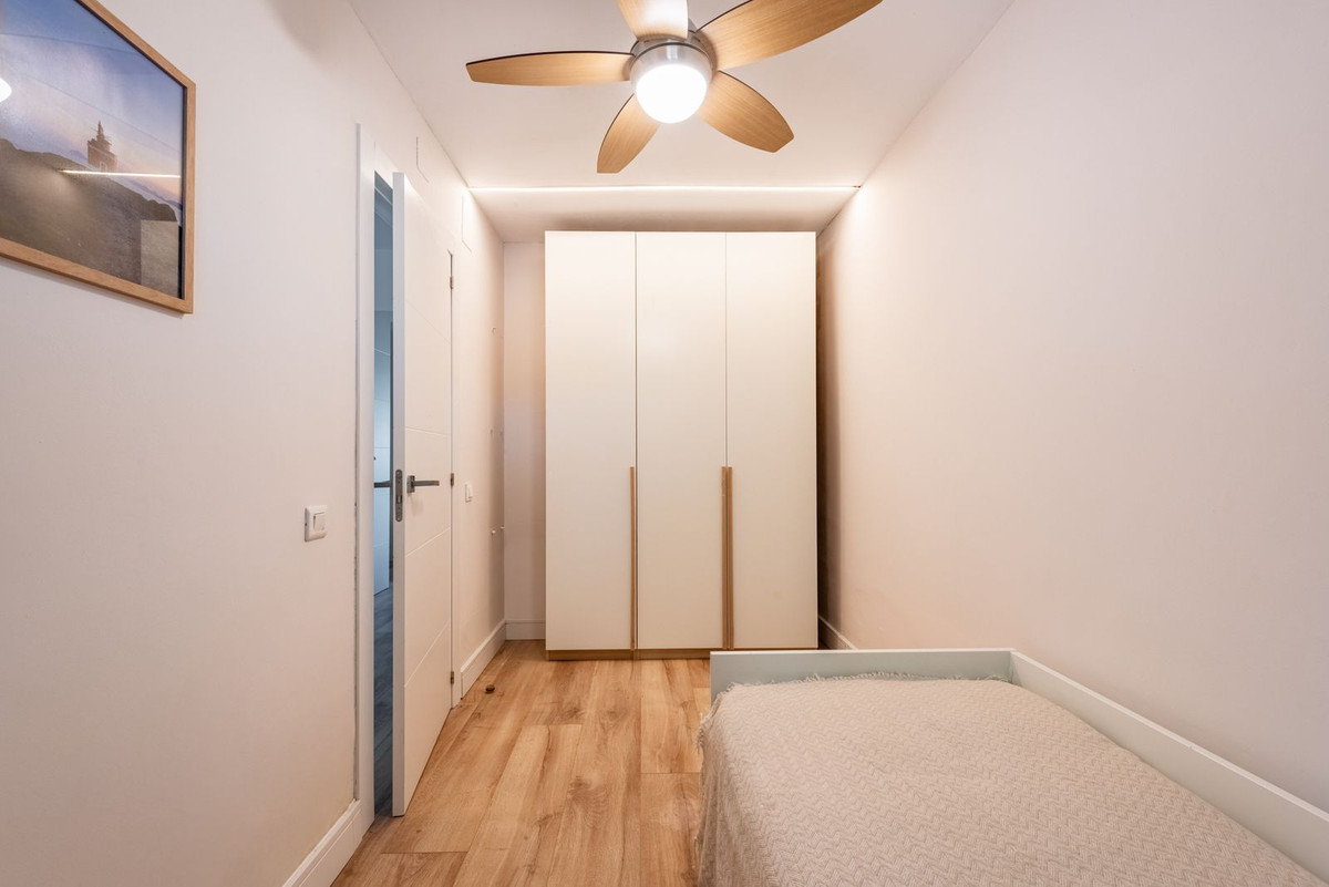 Se vende Apartamento Planta Baja de 3 dormitorios en Costa Del Sol, Málaga, España