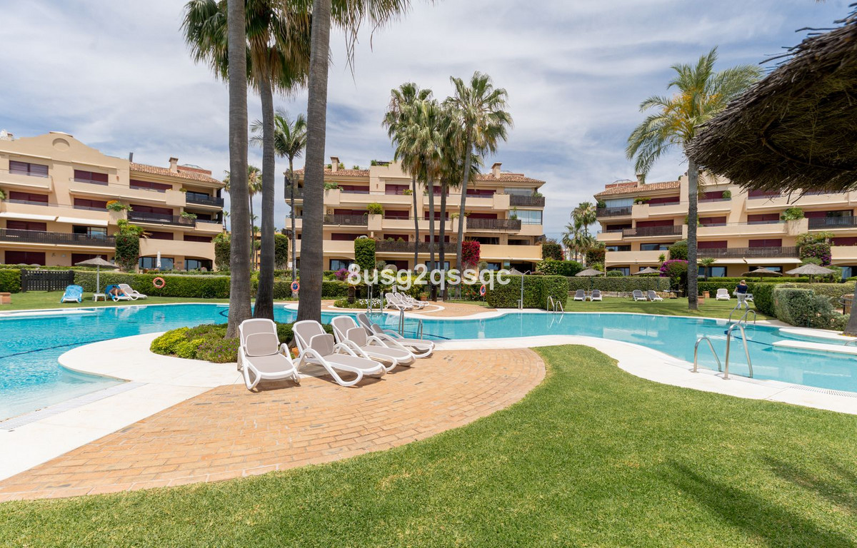 2 Bed Apartment for sale in Costalita Costa Del Sol, Málaga, Spain